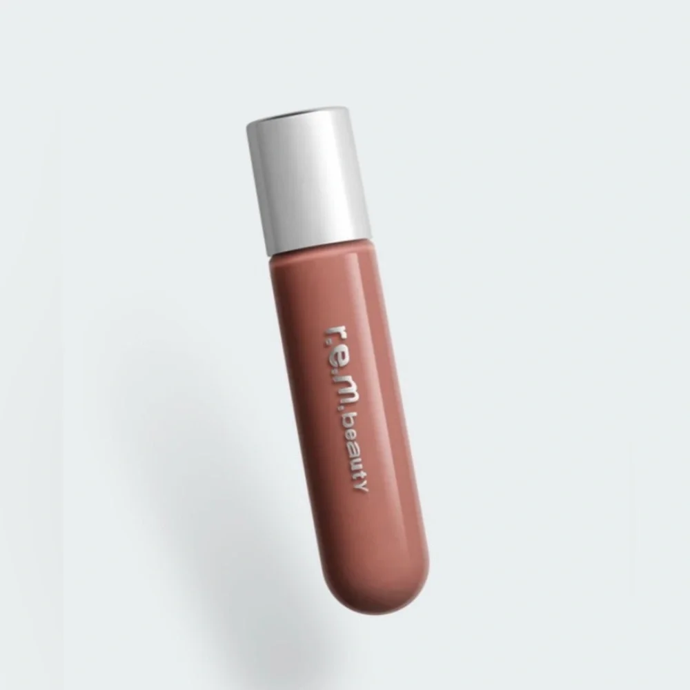 NWT R.E.M. REM Beauty On Your Collar Plumping Lip Gloss Detention Sealed Boxed